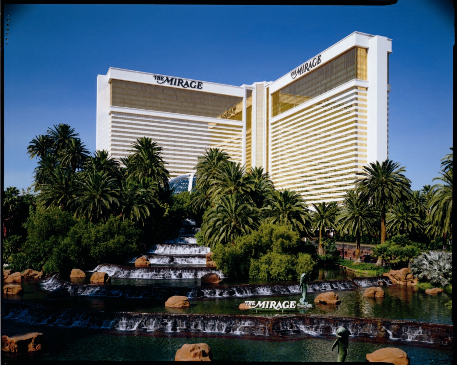 The Mirage Hotel & Casino Las Vegas, Pools and Hotels